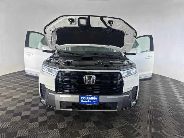 Used 2026 Honda Pilot Elite image 14
