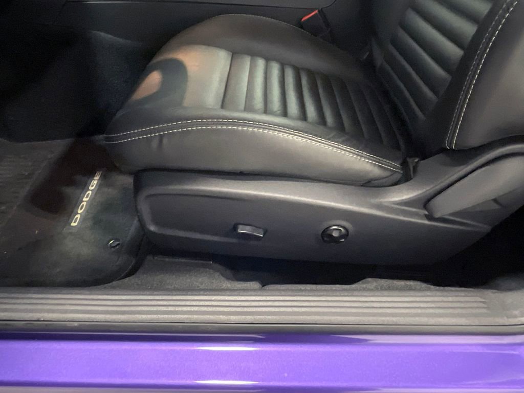 Used 2013 Dodge Challenger R/T image 72