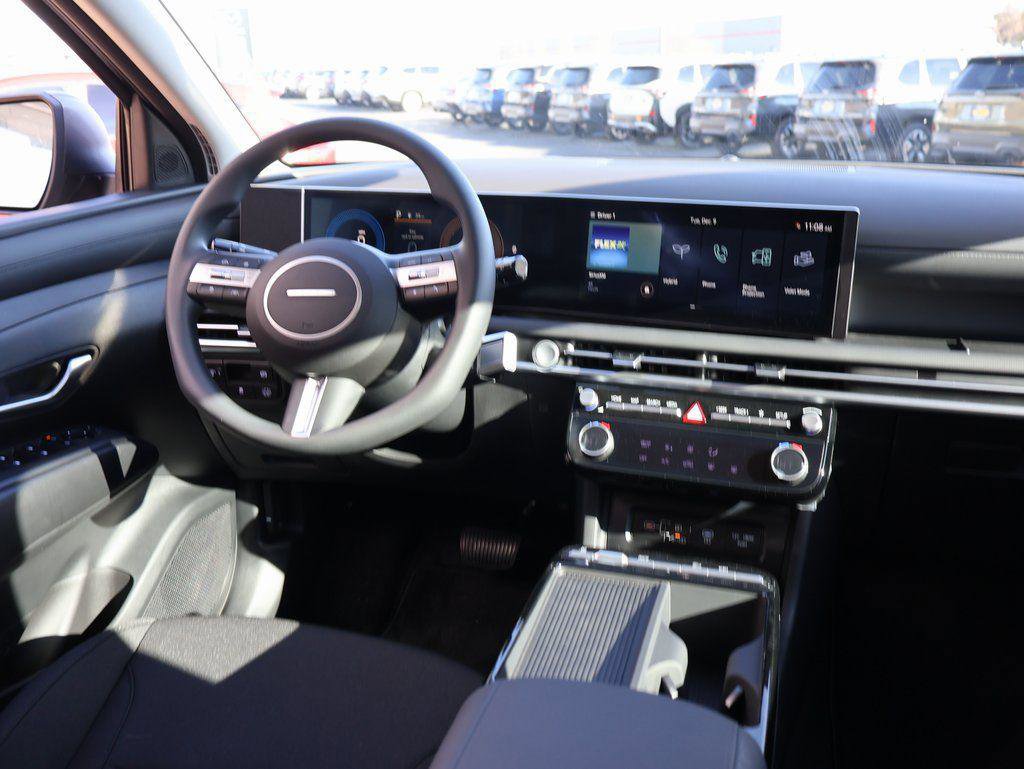 New 2026 Hyundai Tucson Blue SE image 14