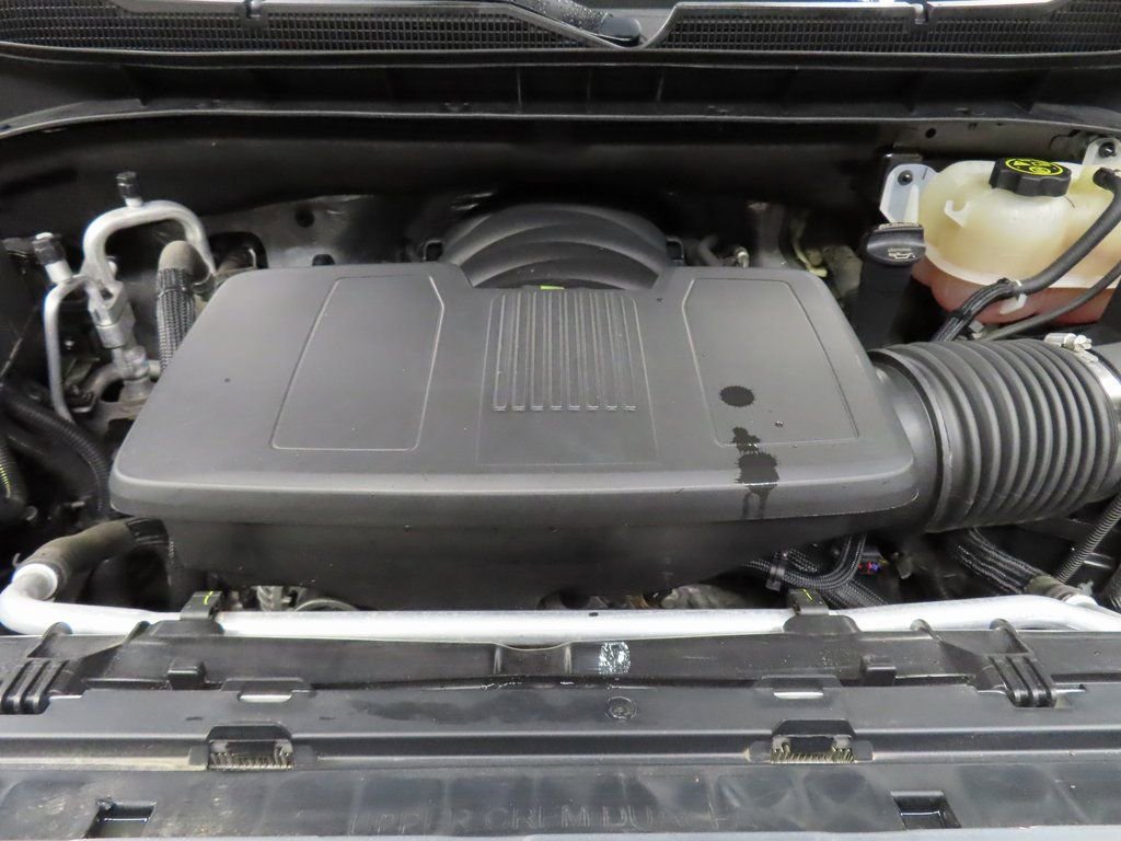 Used 2023 Chevrolet Silverado 1500 ZR2 w/ Technology Package image 33