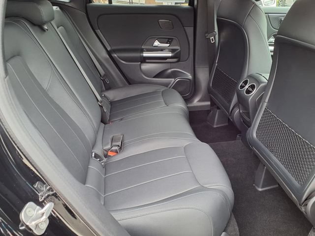 Certified 2025 Mercedes-Benz GLA 250 image 19