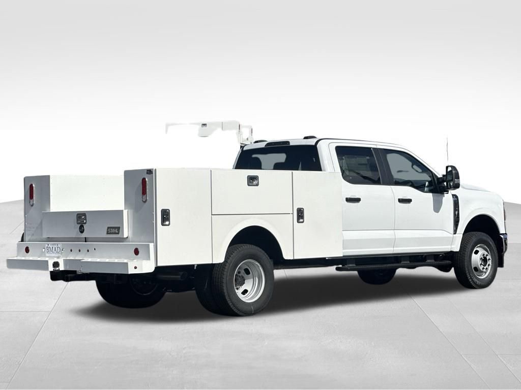 New 2026 Ford F350 XL w/ XL Chrome Package AWD/4WD image 6