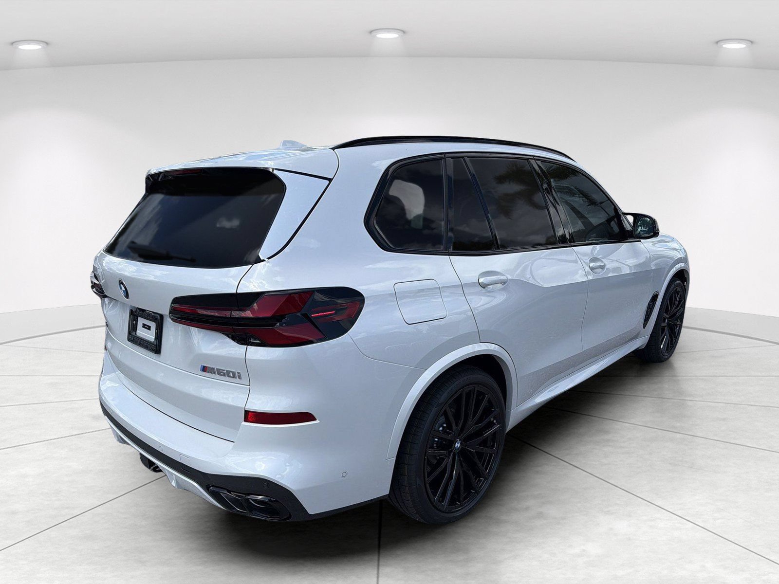 New 2026 BMW X5 M60i AWD/4WD image 4