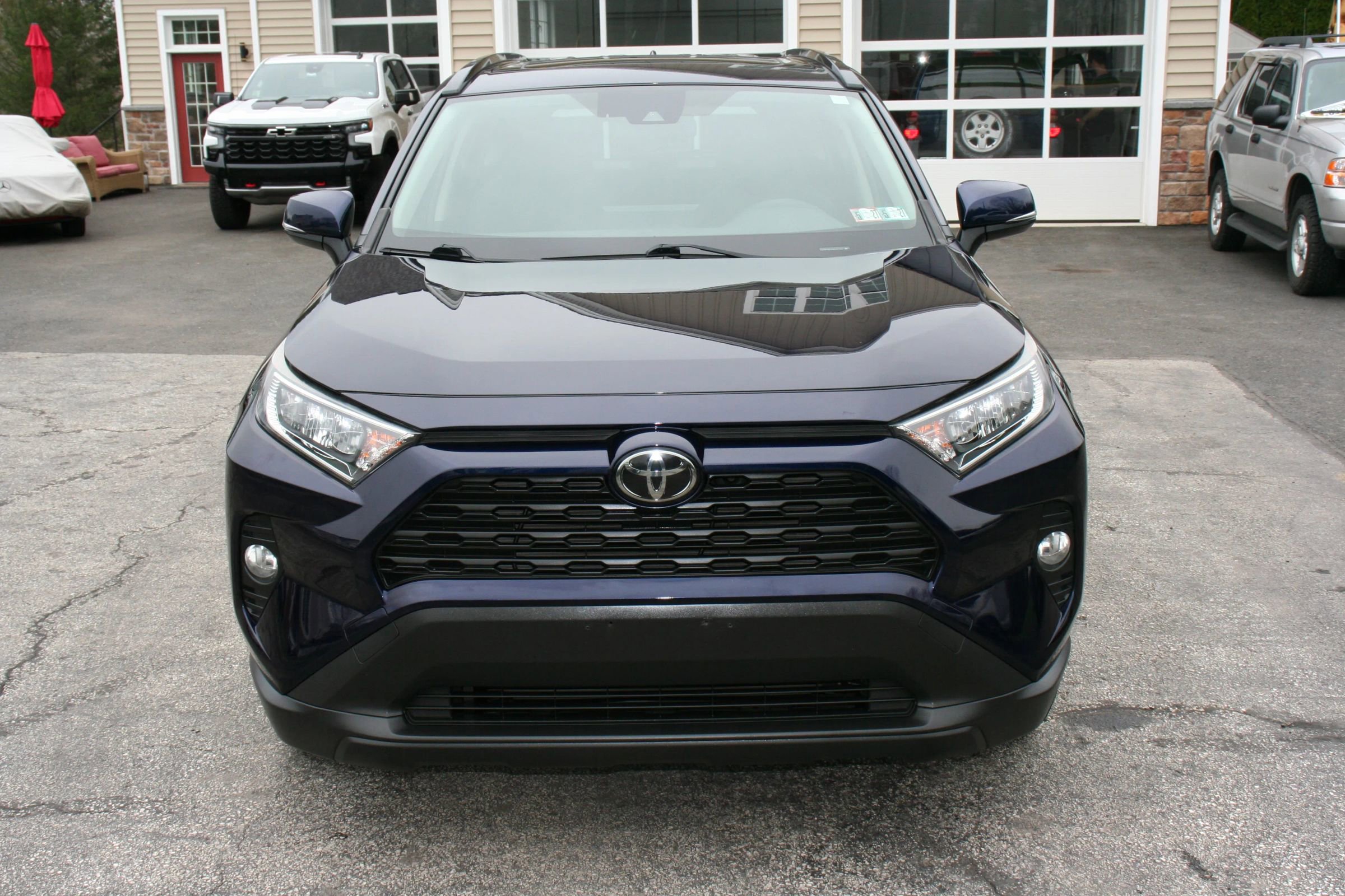 Used 2019 Toyota RAV4 XLE w/ Convenience Package image 19