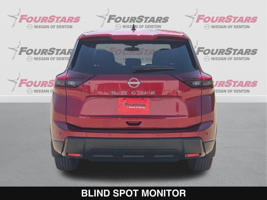 Used 2025 Nissan Rogue S FWD image 5