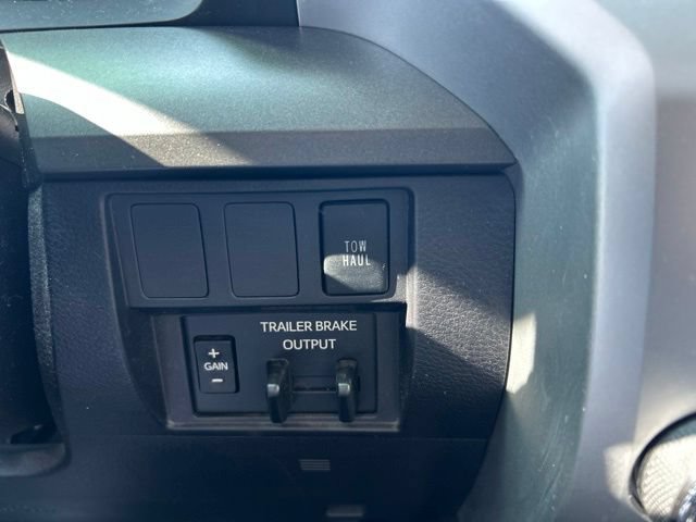 Used 2021 Toyota Tundra SR5 AWD/4WD image 19