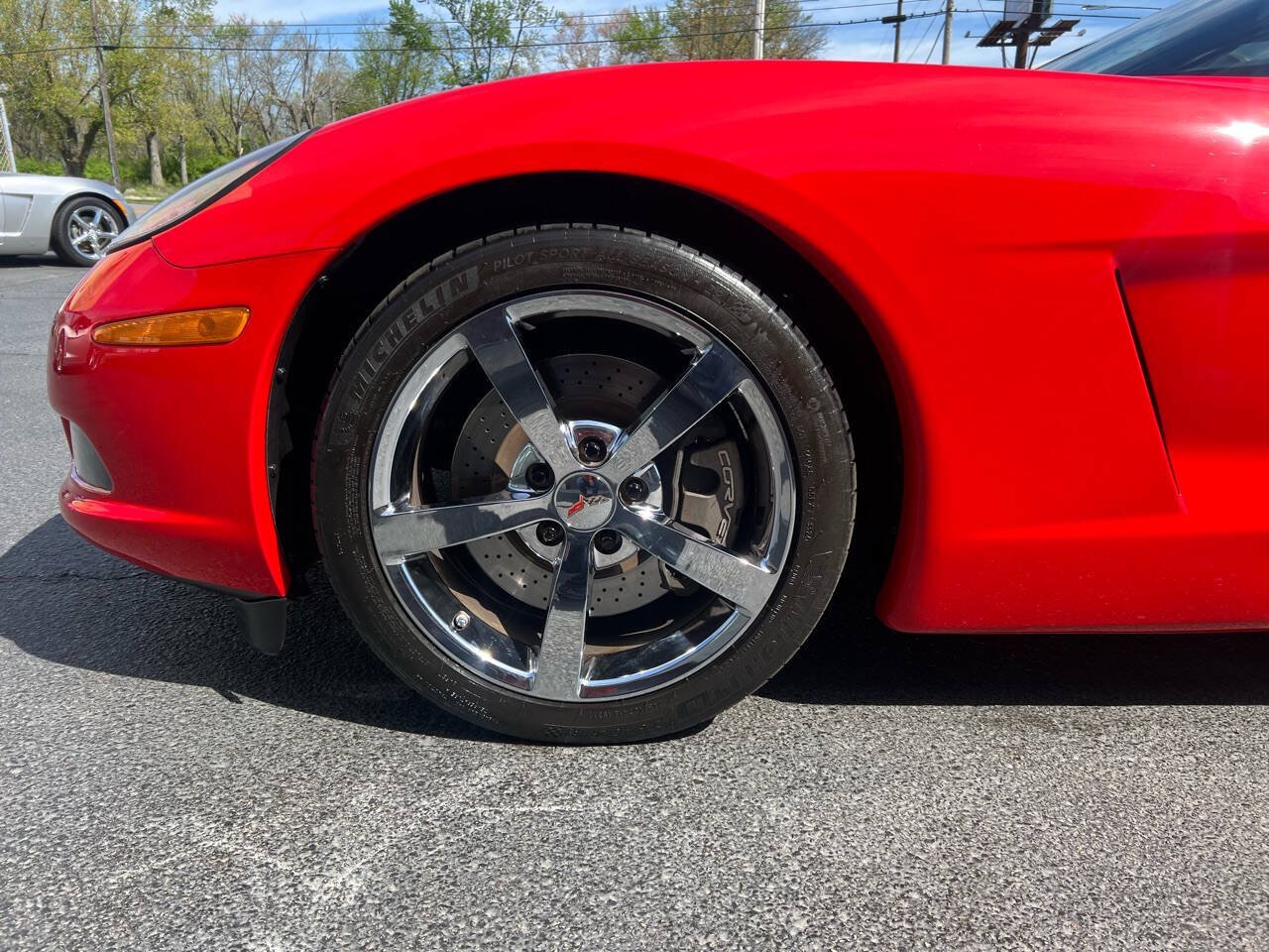 Used 2010 Chevrolet Corvette Convertible w/ Preferred Equipment Group RWD image 23