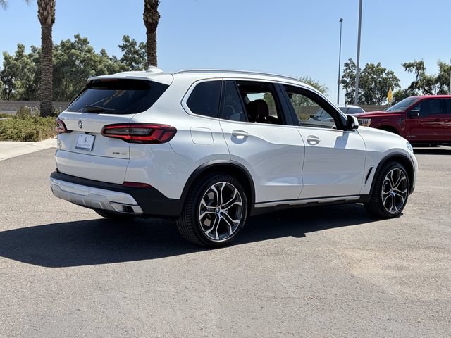 Used 2023 BMW X5 xDrive40i w/ Executive Package AWD/4WD image 6