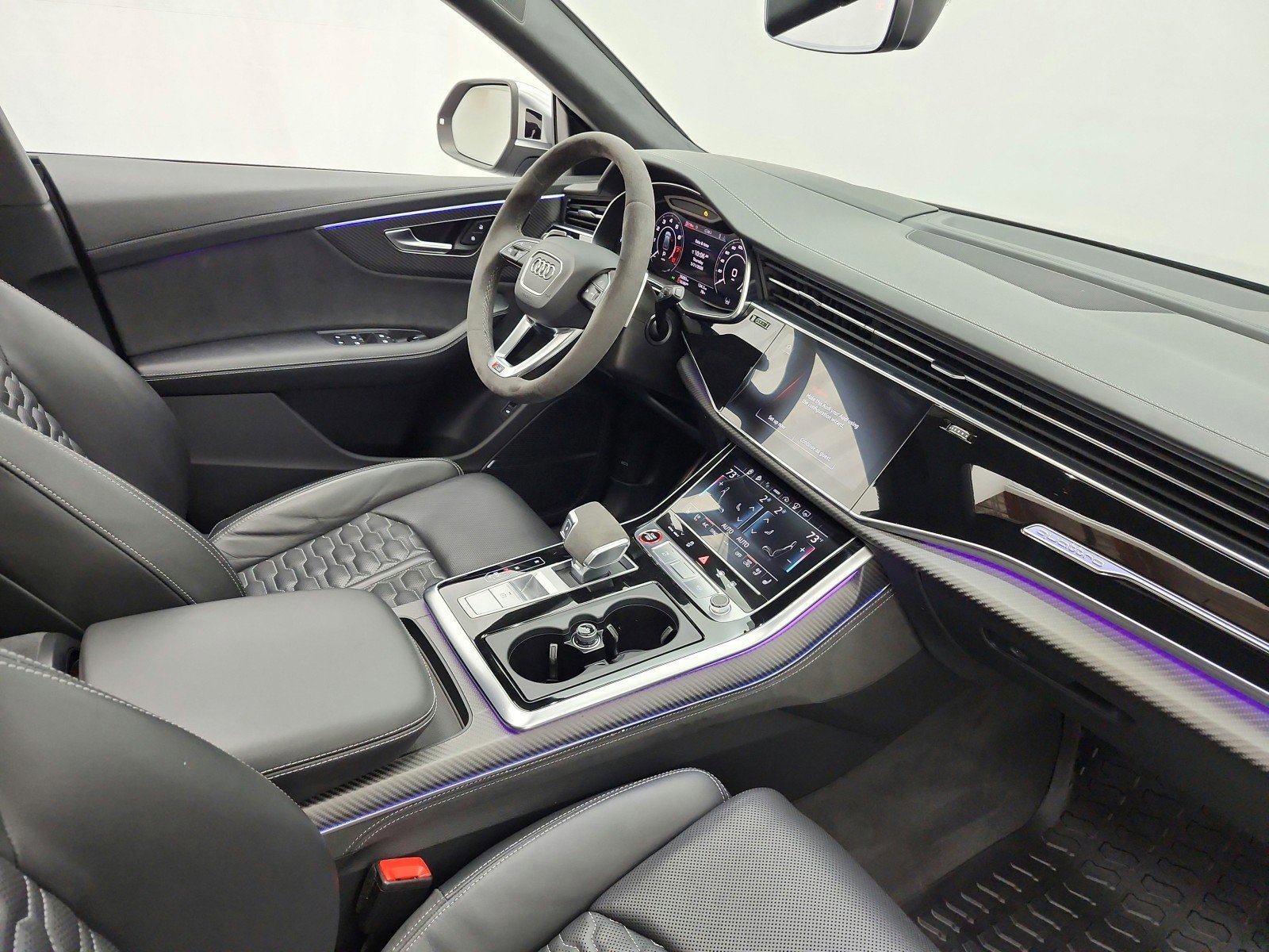 Used 2024 Audi RS Q8 w/ Executive Package AWD/4WD image 18