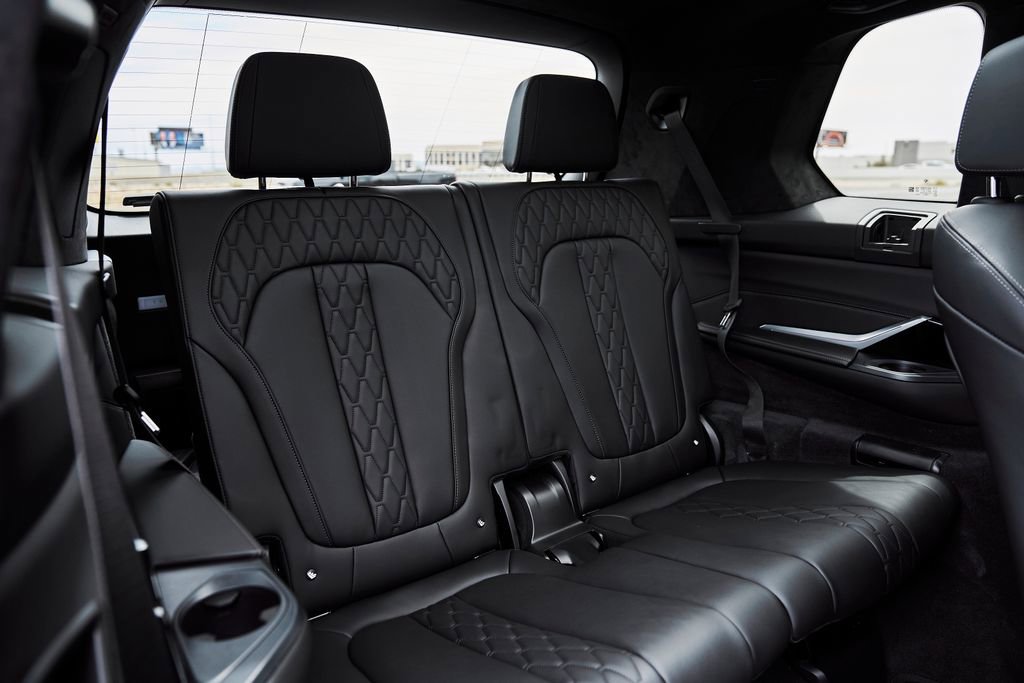 Used 2026 BMW X7 M60i image 47