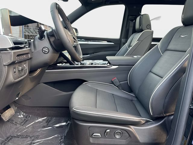 New 2026 Cadillac Escalade ESV Sport w/ LPO, Floor Liner Package AWD/4WD image 21