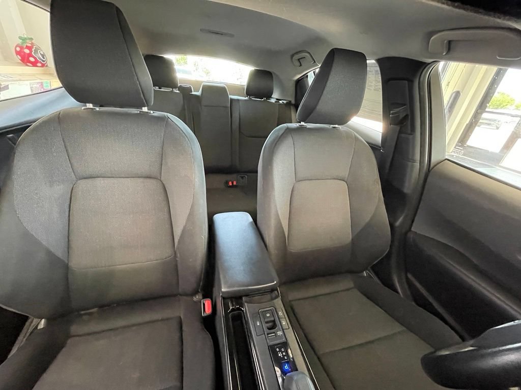 Used 2023 Toyota Prius LE FWD image 27