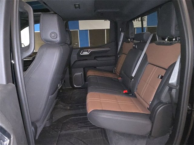 Used 2025 Chevrolet Silverado 1500 High Country w/ High Country Premium Package image 23