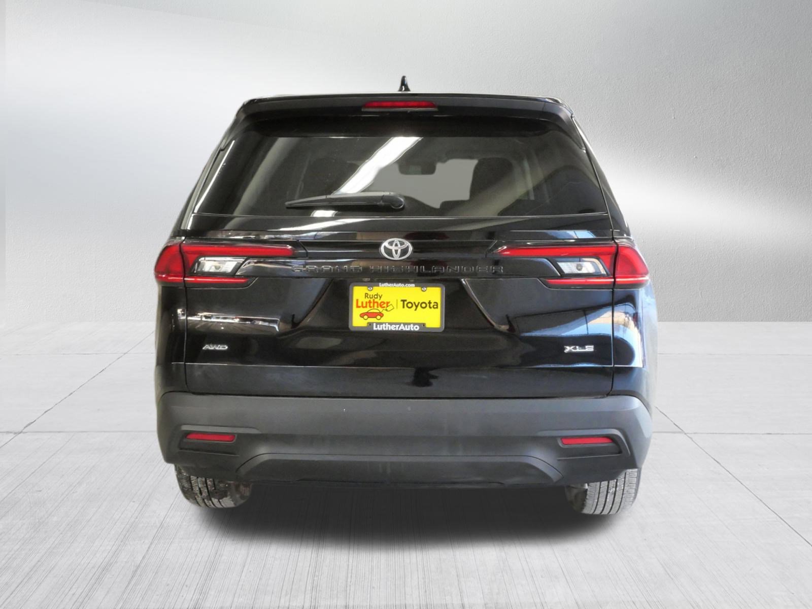 Certified 2025 Toyota Grand Highlander AWD image 7