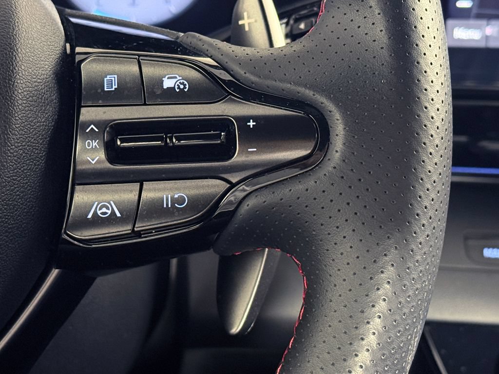 Certified 2025 Hyundai Elantra N Line FWD image 40