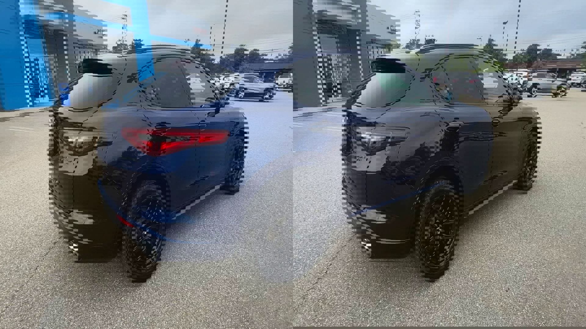 Used 2021 Alfa Romeo Stelvio Ti w/ Nero Edizione image 64