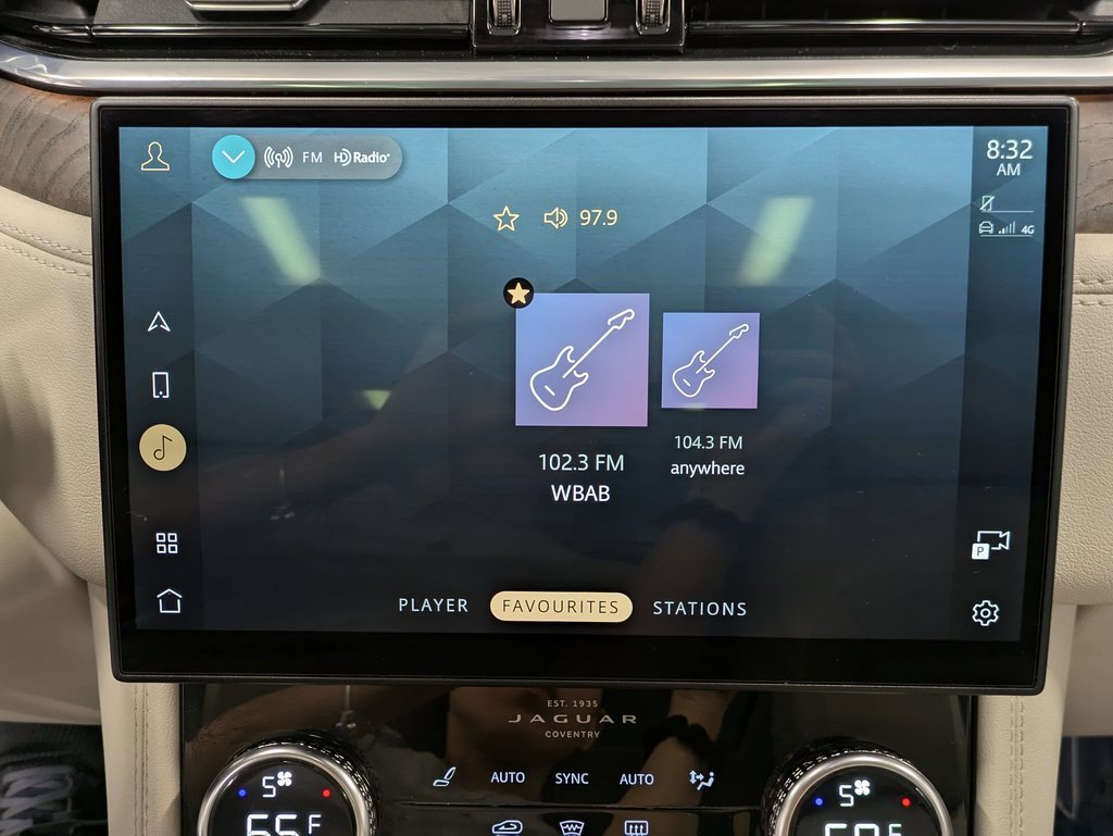 Used 2021 Jaguar F-PACE S image 12