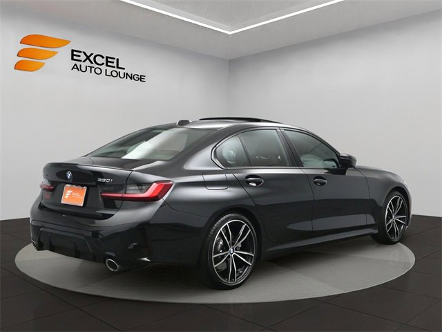 Used 2023 BMW 330i xDrive Sedan w/ M Sport Package image 5