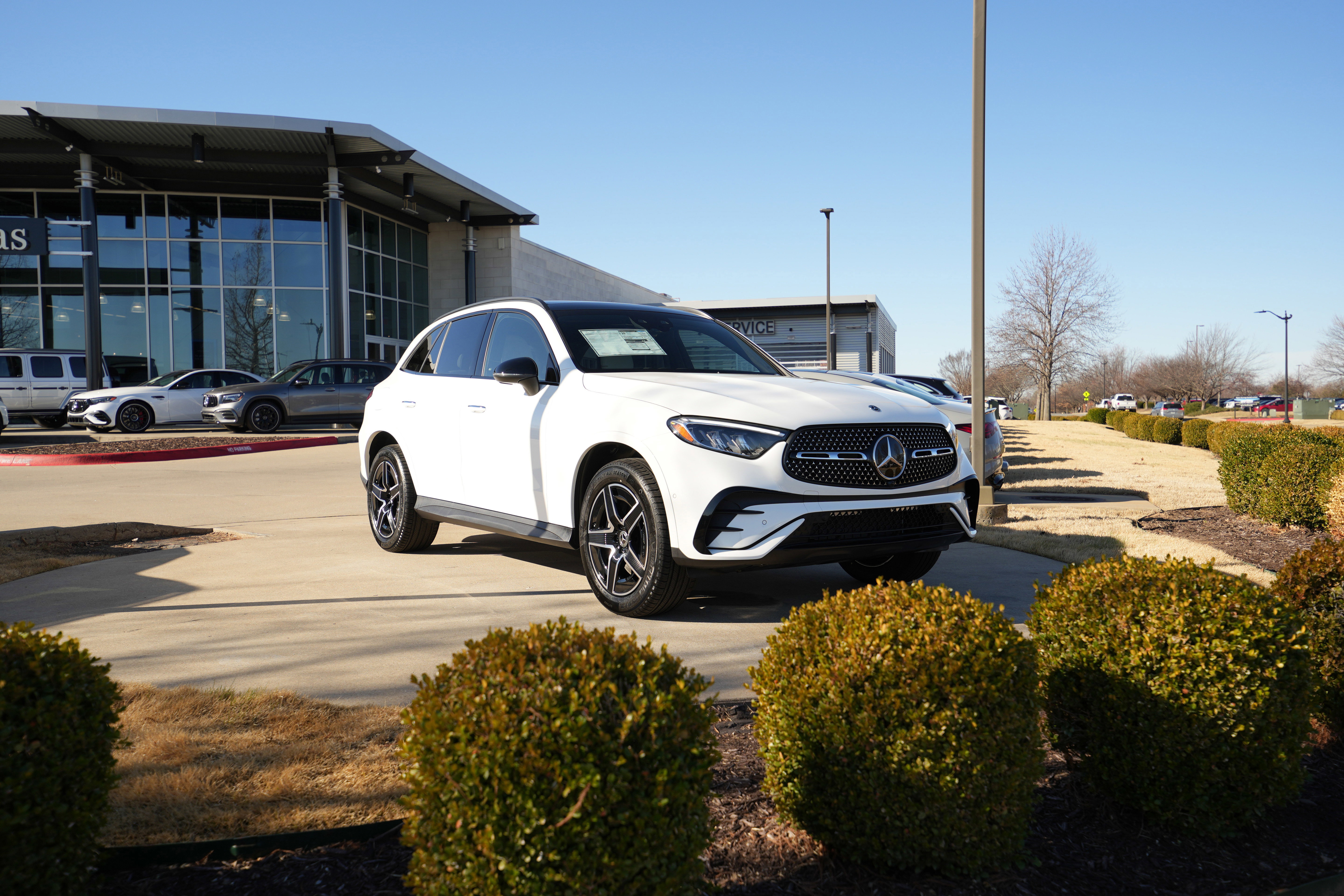 New 2026 Mercedes-Benz GLC 300 4MATIC image 1
