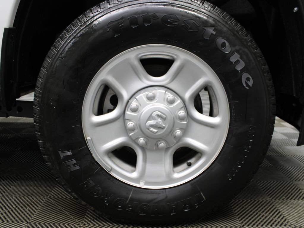 Used 2023 RAM 3500 Tradesman w/ Convenience Group AWD/4WD image 13