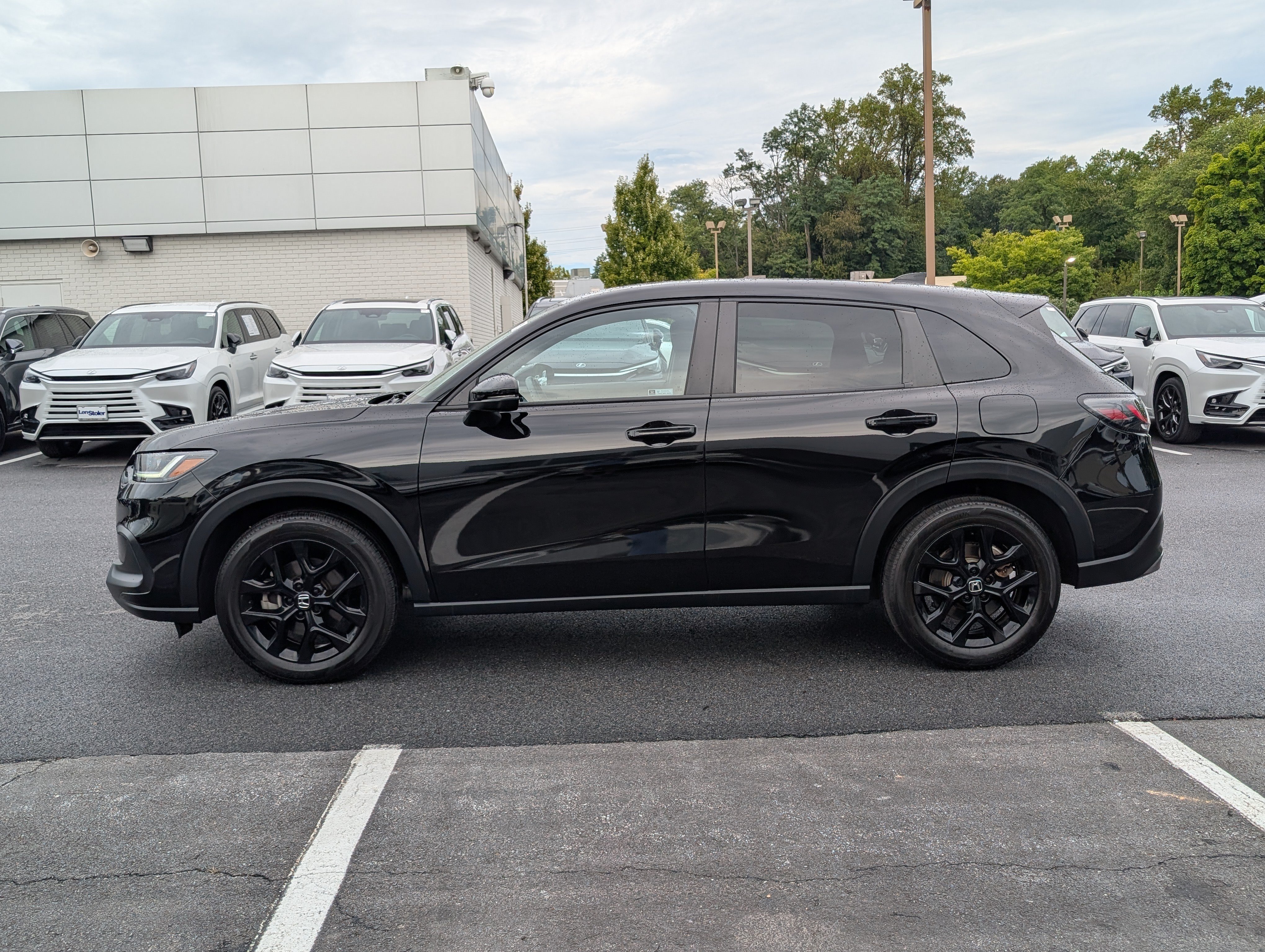 Used 2024 Honda HR-V Sport image 6