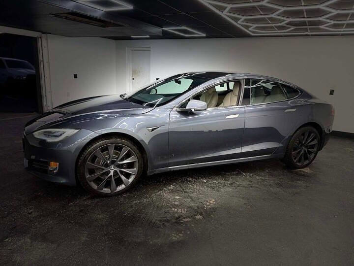 Used 2020 Tesla Model S Long Range Plus AWD/4WD image 3