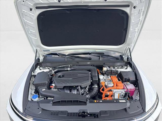 New 2025 Hyundai Sonata Limited image 17