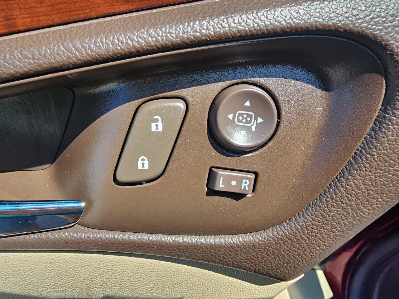 Used 2016 Buick Regal Premium w/ Driver Confidence Package #1 FWD image 29