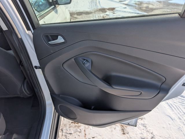 Used 2017 Ford C-MAX SE image 29