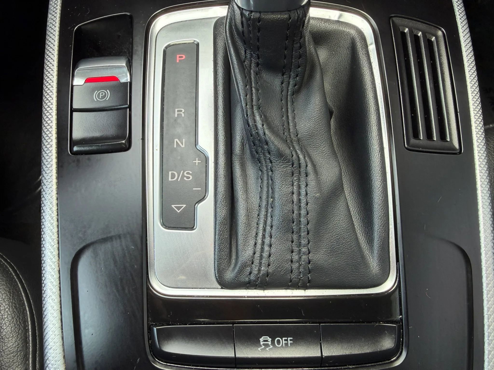 Used 2013 Audi A4 2.0T Premium image 21