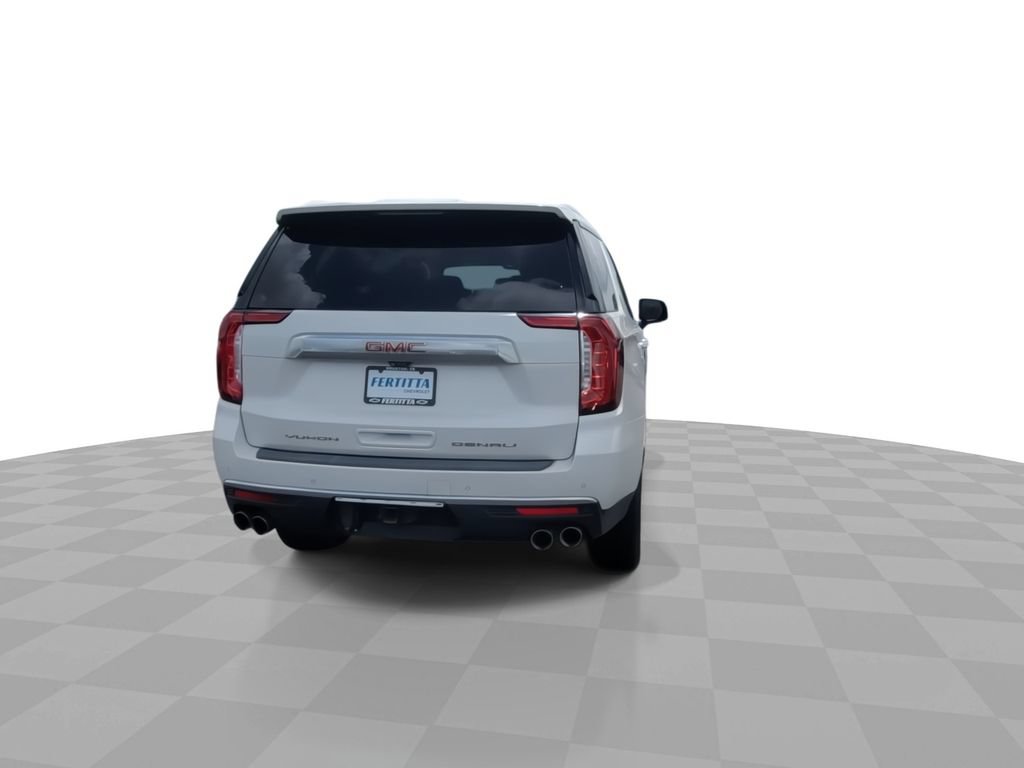 Certified 2021 GMC Yukon Denali w/ Denali Premium Package AWD/4WD image 7