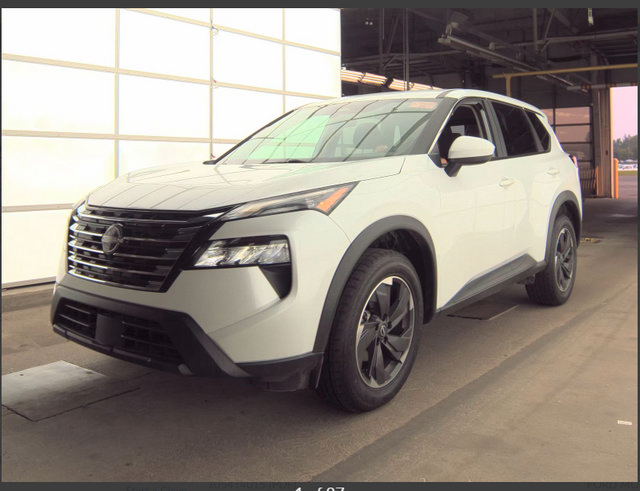 Used 2024 Nissan Rogue SV