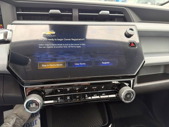 New 2027 Chevrolet Bolt LT w/ Comfort Package FWD image 8