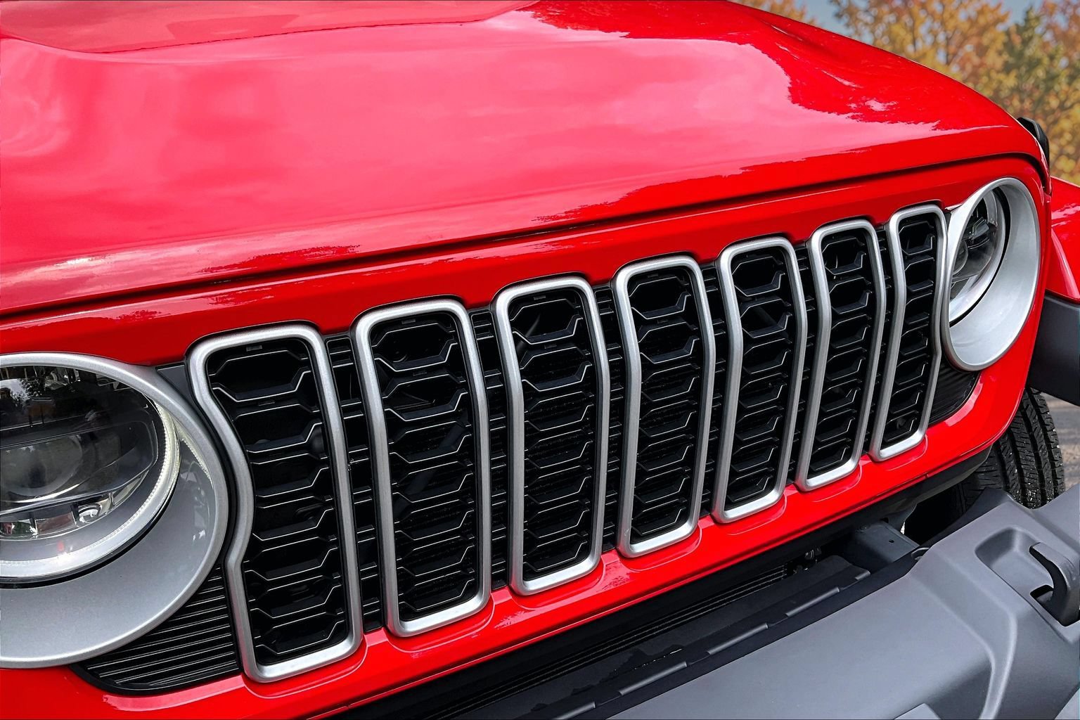 Used 2025 Jeep Wrangler Unlimited Sahara AWD/4WD image 32