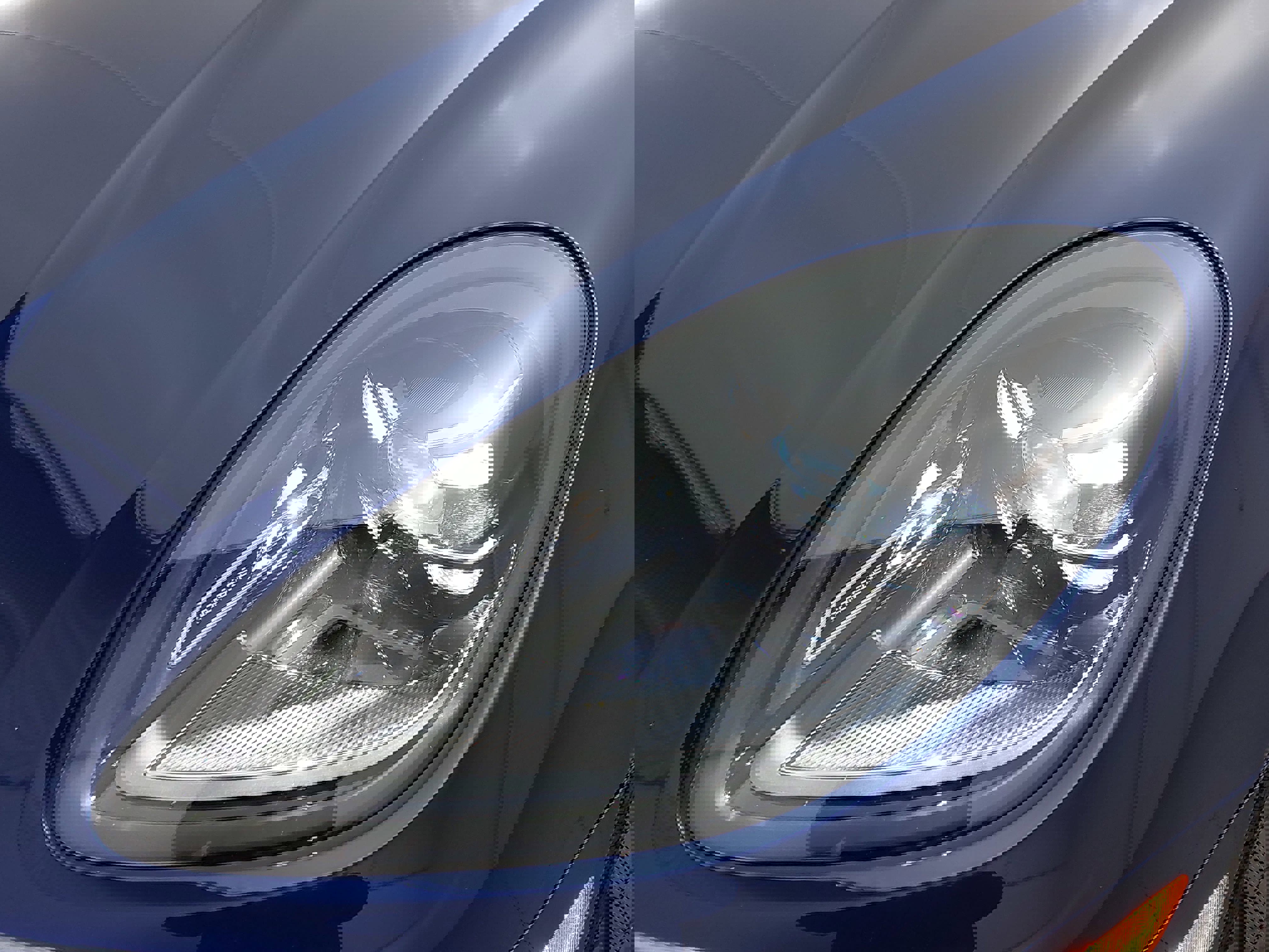 Used 2025 Porsche Macan Turbo image 33