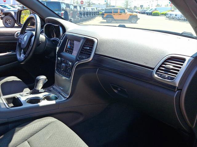 Certified 2021 Jeep Grand Cherokee Laredo image 11