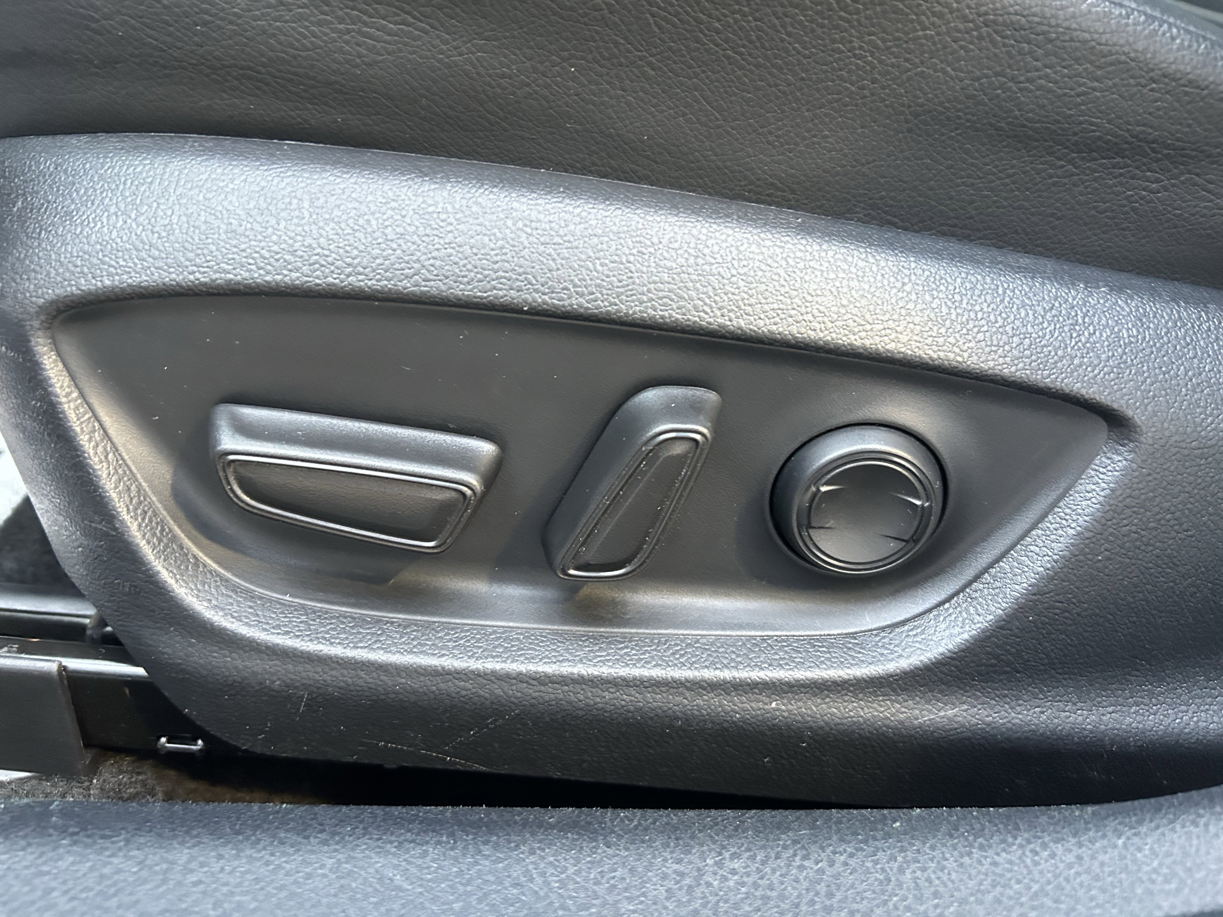 Certified 2023 Toyota Camry SE image 13