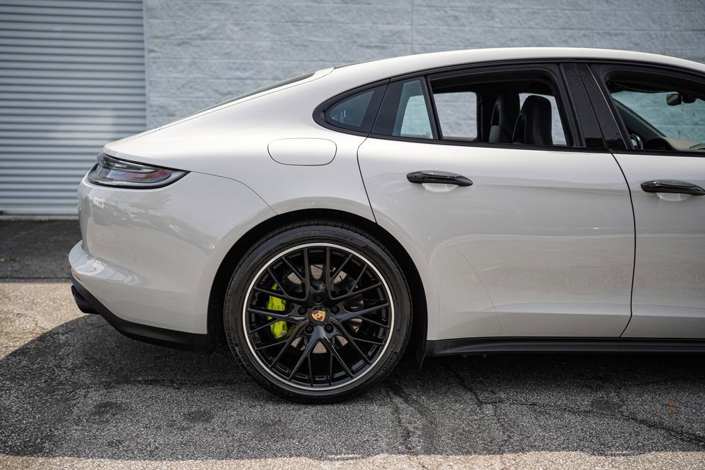 Used 2023 Porsche Panamera 4 Platinum Edition AWD/4WD image 16
