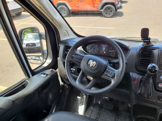 Used 2025 RAM ProMaster 2500 w/ Convenience Group FWD image 6