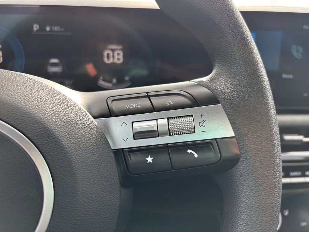 Used 2025 Hyundai Santa Cruz SEL image 19