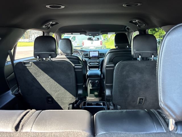 Used 2020 Ford Explorer XLT w/ Equipment Group 202A AWD/4WD image 33