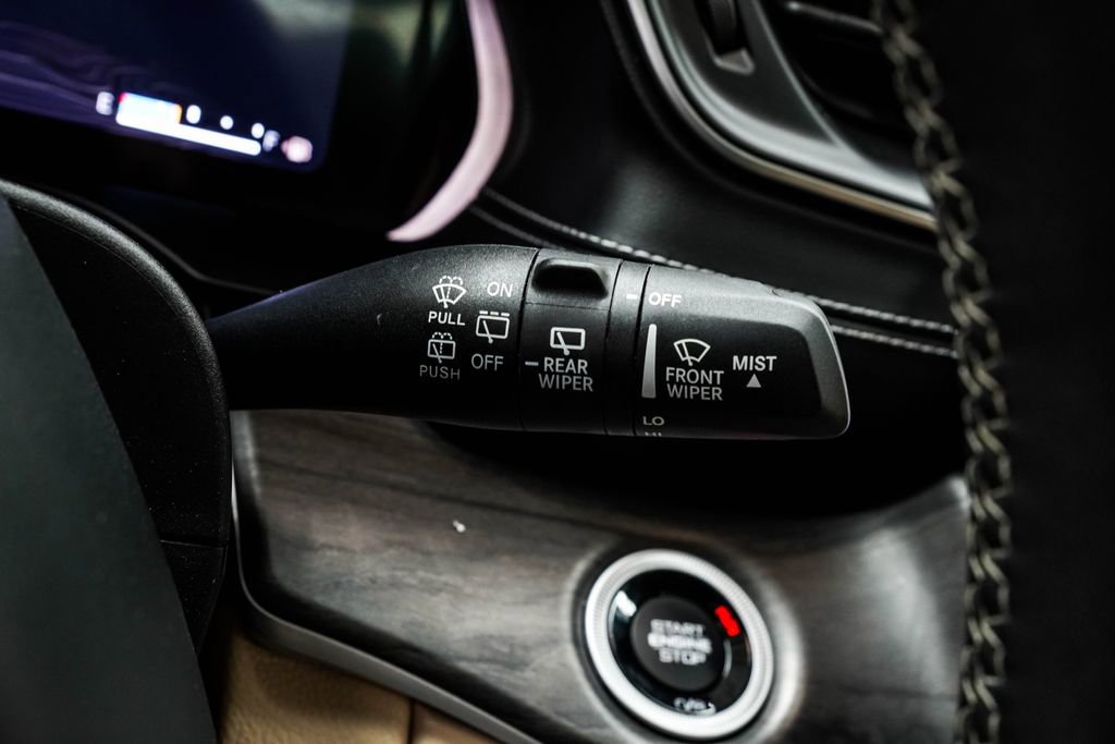 Used 2023 Jeep Grand Cherokee L Limited image 39