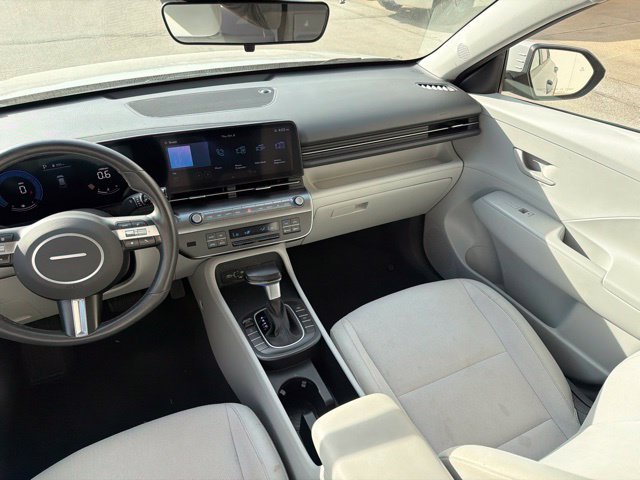 Used 2025 Hyundai Kona SEL AWD/4WD image 18