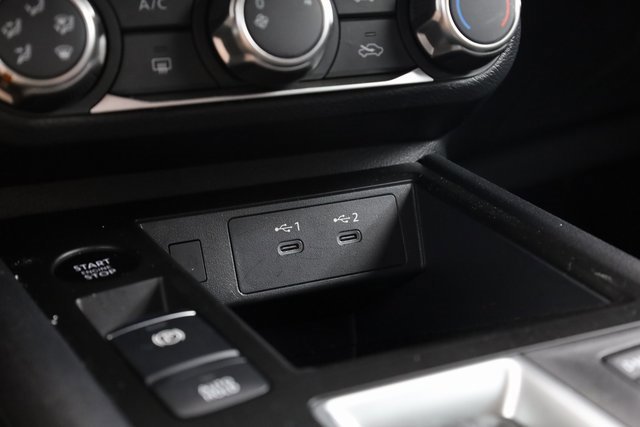 Certified 2025 Nissan Kicks SV image 21