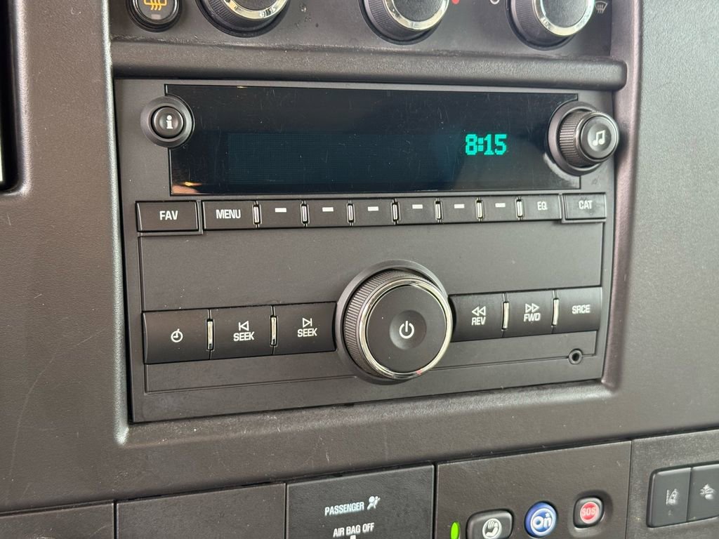 Used 2024 Chevrolet Express 3500 LT w/ LT Preferred Equipment Group RWD image 27