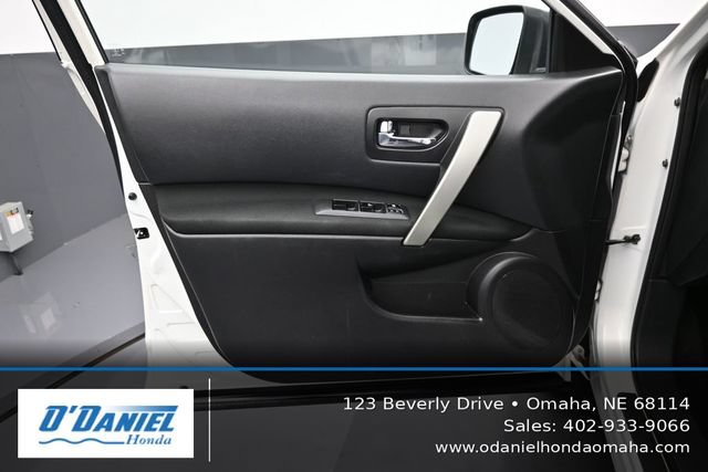 Used 2012 Nissan Rogue S AWD/4WD image 23