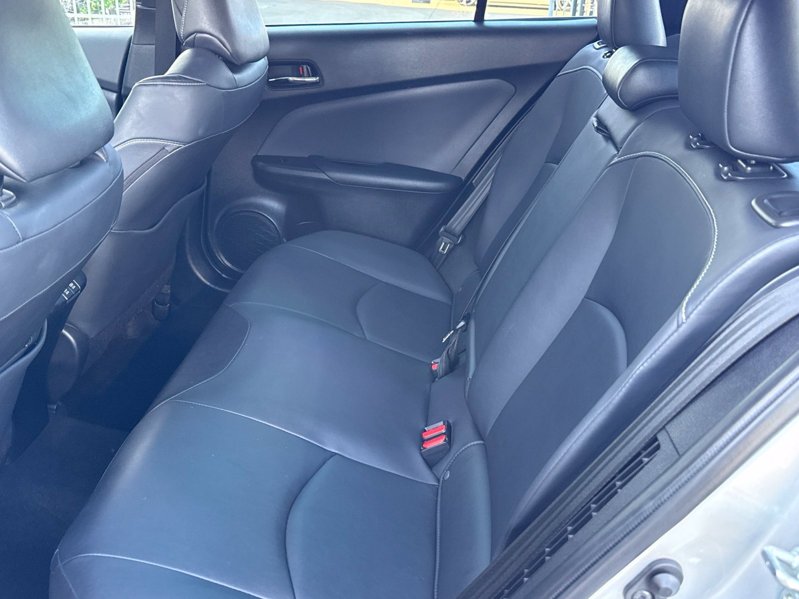 Used 2020 Toyota Prius Prime XLE FWD image 35