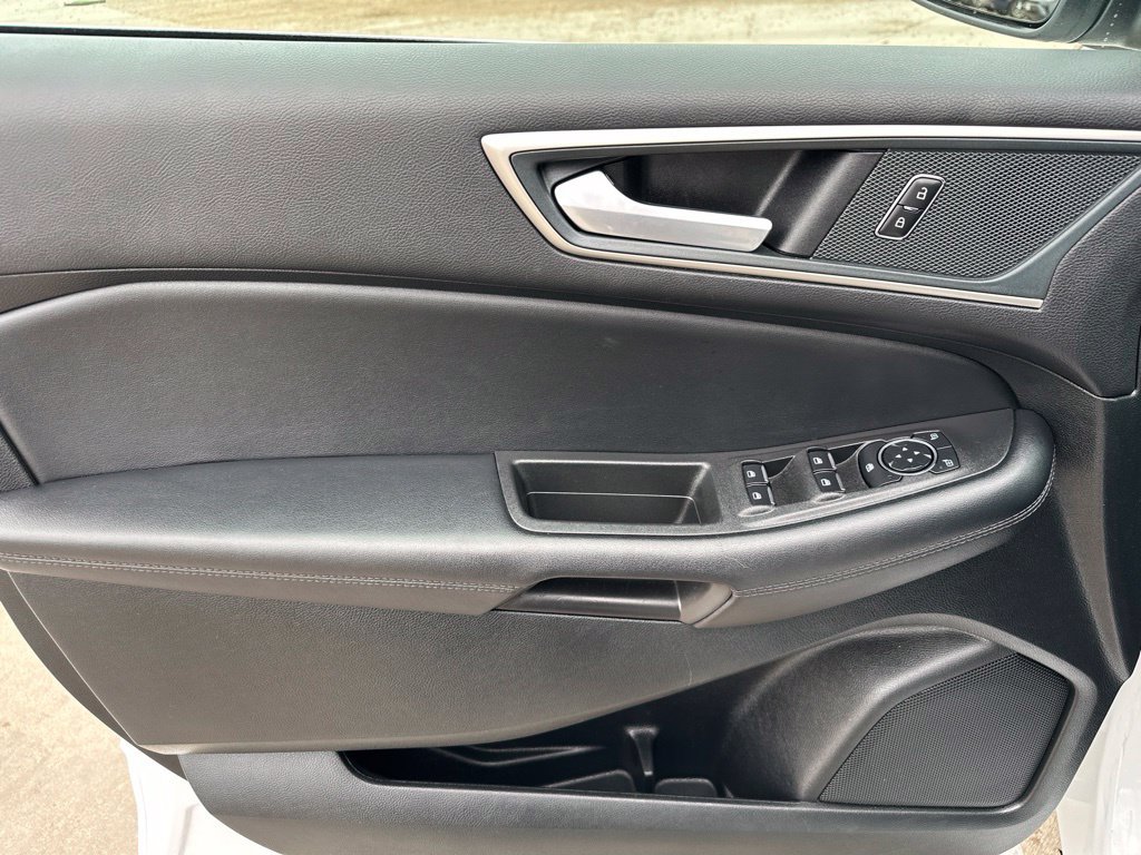 Used 2024 Ford Edge SEL AWD/4WD image 17