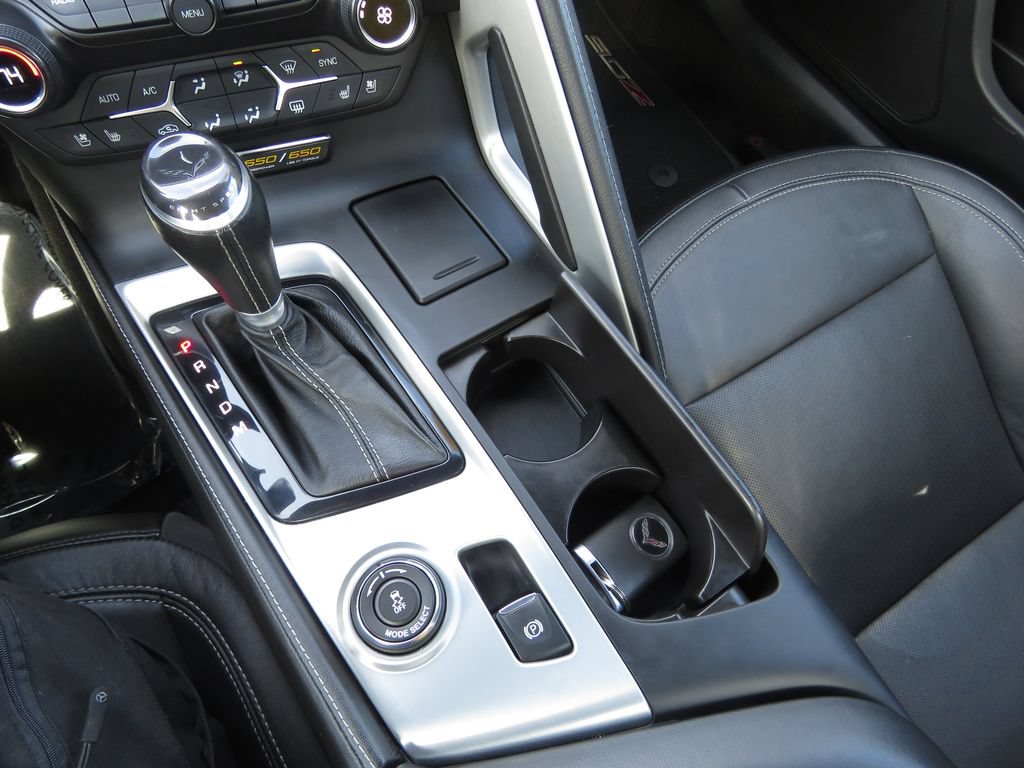 Used 2016 Chevrolet Corvette Z06 w/ 2LZ Preferred Equipment Group RWD image 18
