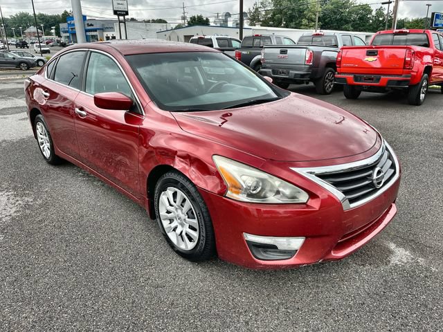 Used 2015 Nissan Altima 2.5 S w/ Power Driver Seat Package FWD image 10